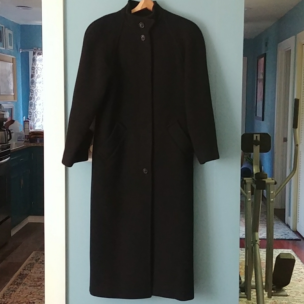 Harvè Benard Vintage Coat